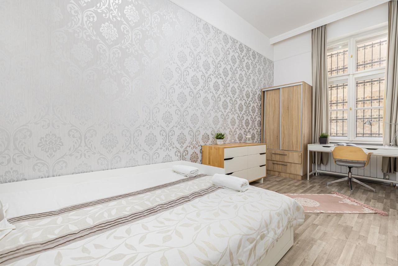Real Apartments Semmelweis Будапеща Екстериор снимка