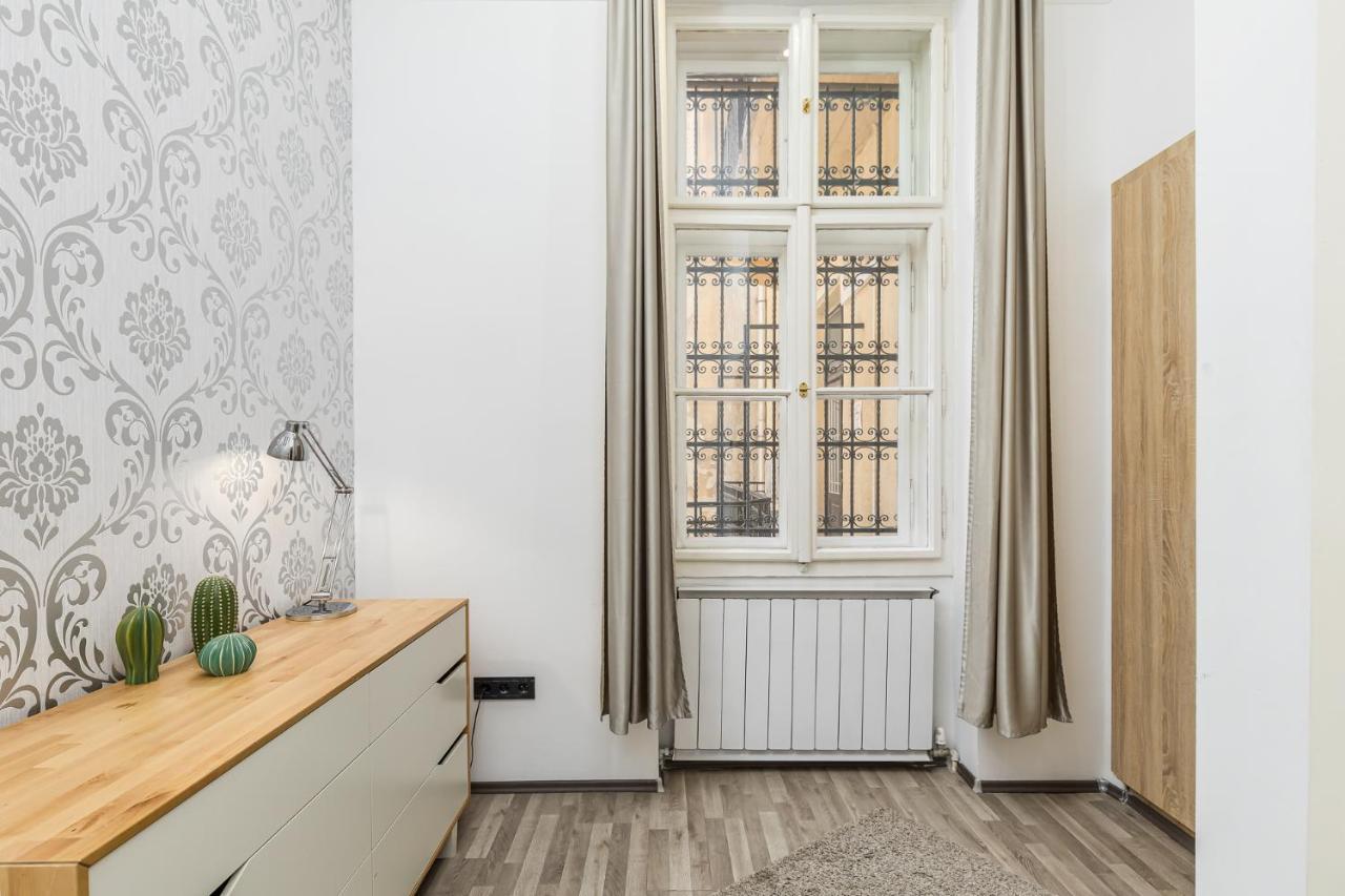 Real Apartments Semmelweis Будапеща Екстериор снимка